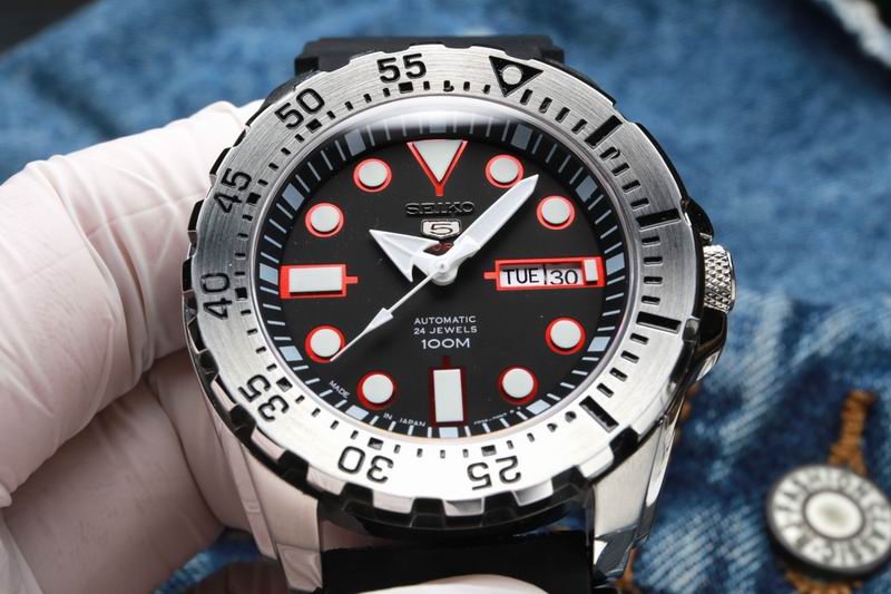 Seiko 43.3X13mm 072802