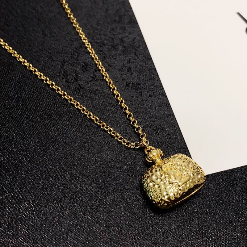 YSL necklace 12lyr18