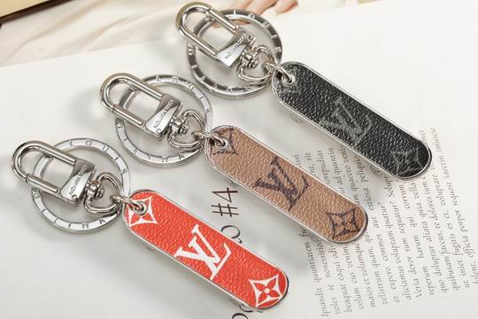 LV keyring 滑板车