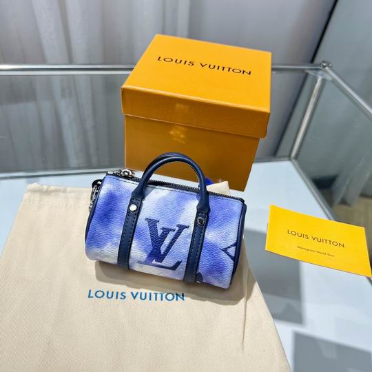 LV keyring 03lyh76