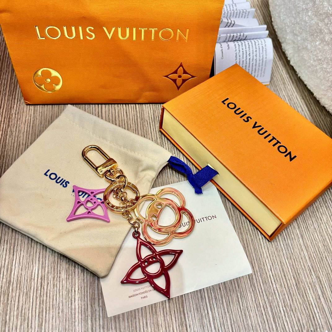 LV keyring 04lyh343
