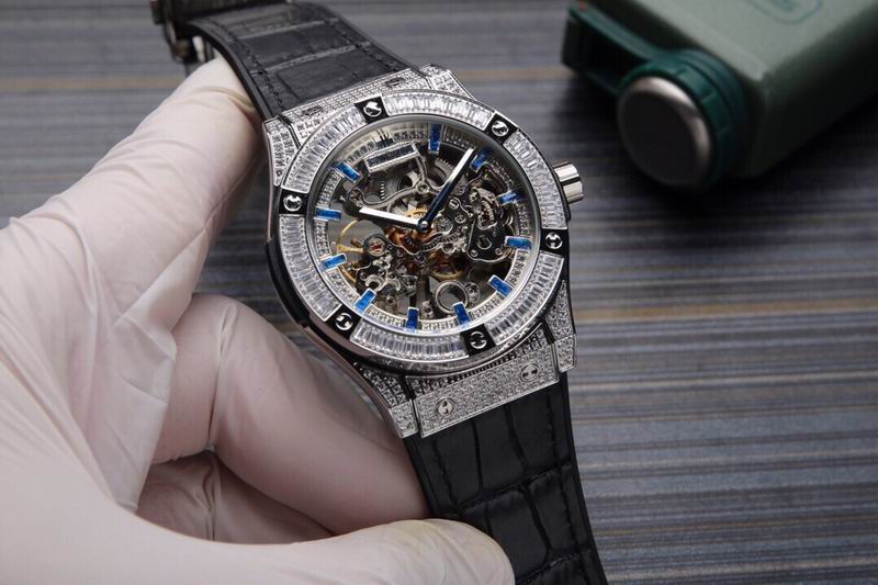 Hublot 45mm 031823