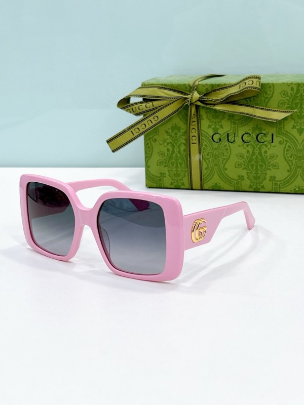 Gucci Glasses 08smh36