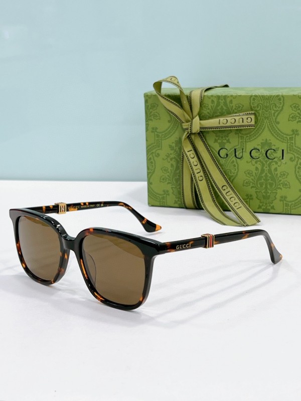 Gucci Glasses 08smh74