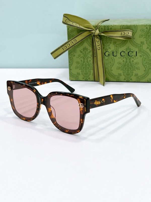 Gucci Glasses 08smh121