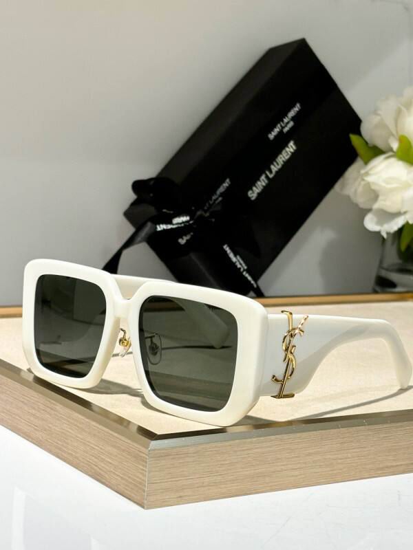 YSL Glasses 08smh04