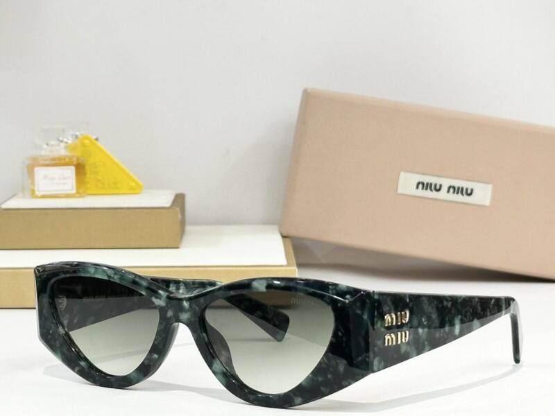 MiuMiu Glasses 08smh84