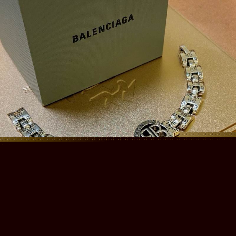 Balenciaga Bracelet 10yxx42