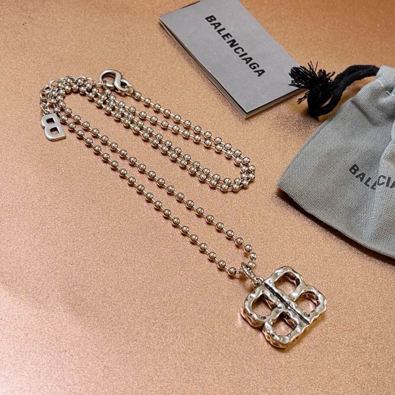 Balenciaga Necklace 09yxx36