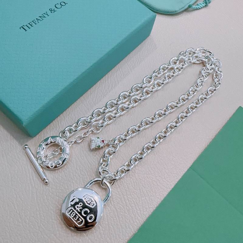 Tiffany necklace 11yxx195