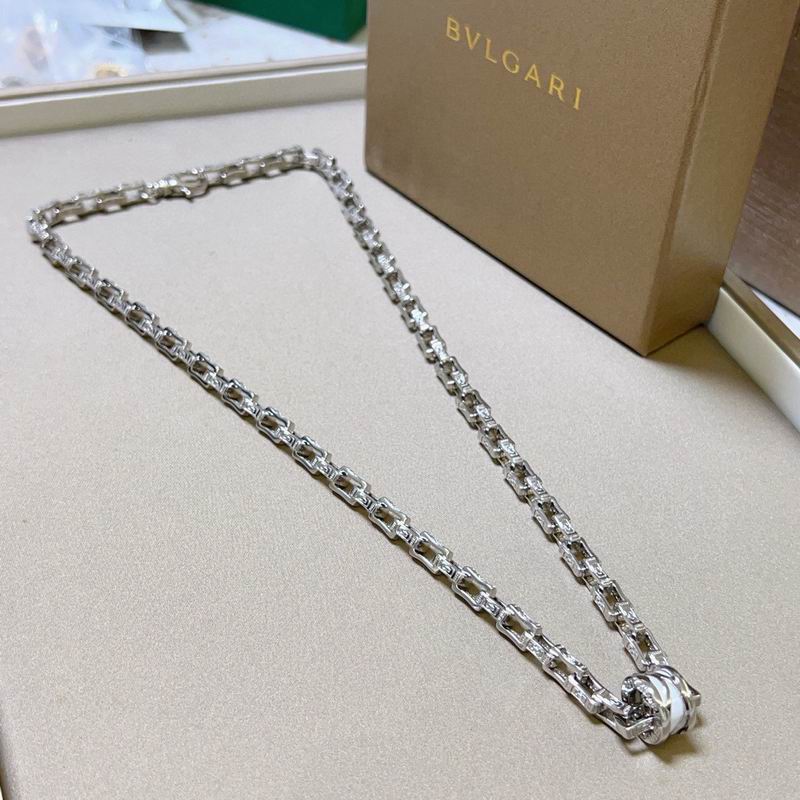 Bvlgari necklace 11yxx40