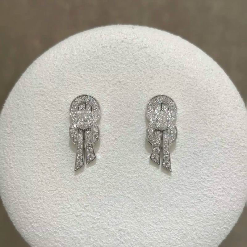 Fred Earring lyr05