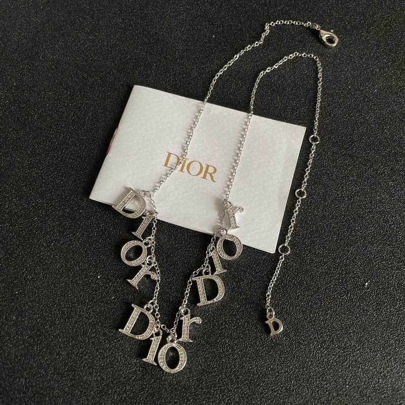 Dior Necklace 02yxs13