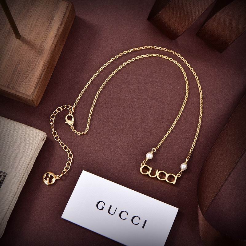 Gucci Suits  02yxs02