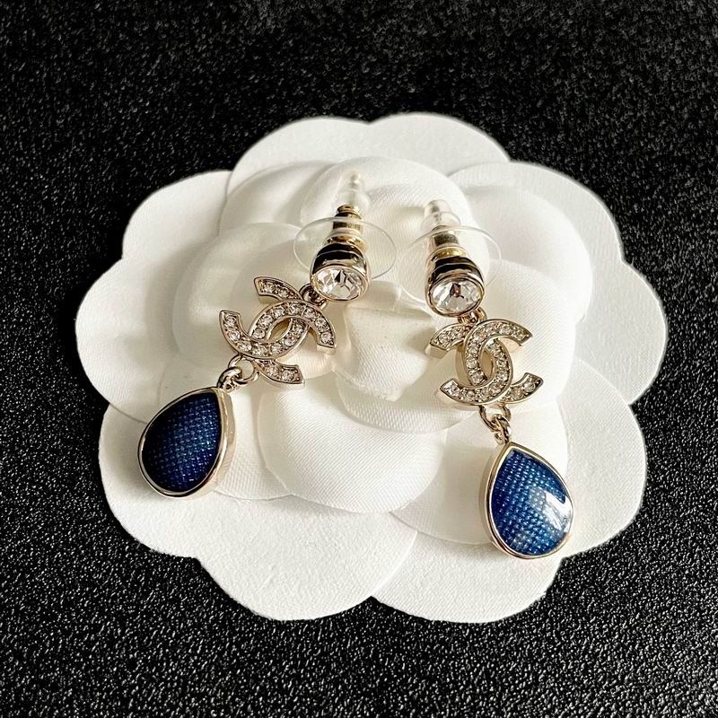 Chanel Earring 03yxs350
