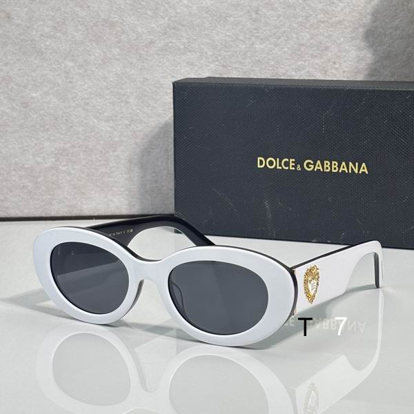 DG DG2213 54 22-145 D