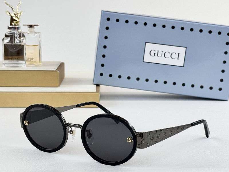 Gucci Glasses sms268