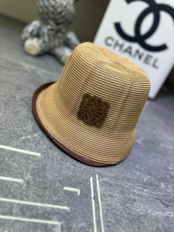 Loewe top hat dx58