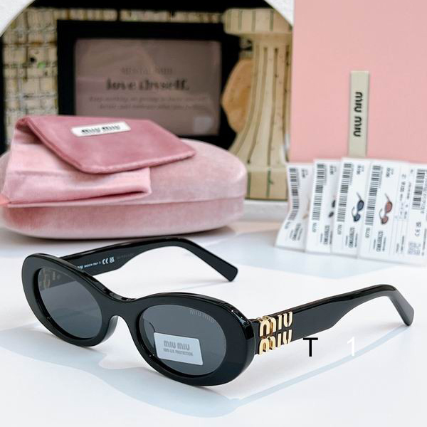 MiuMiu 070202 a
