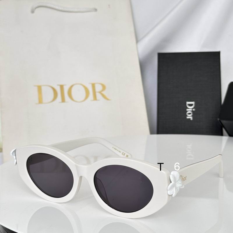 Dior CloverB1F 54 19-140 e