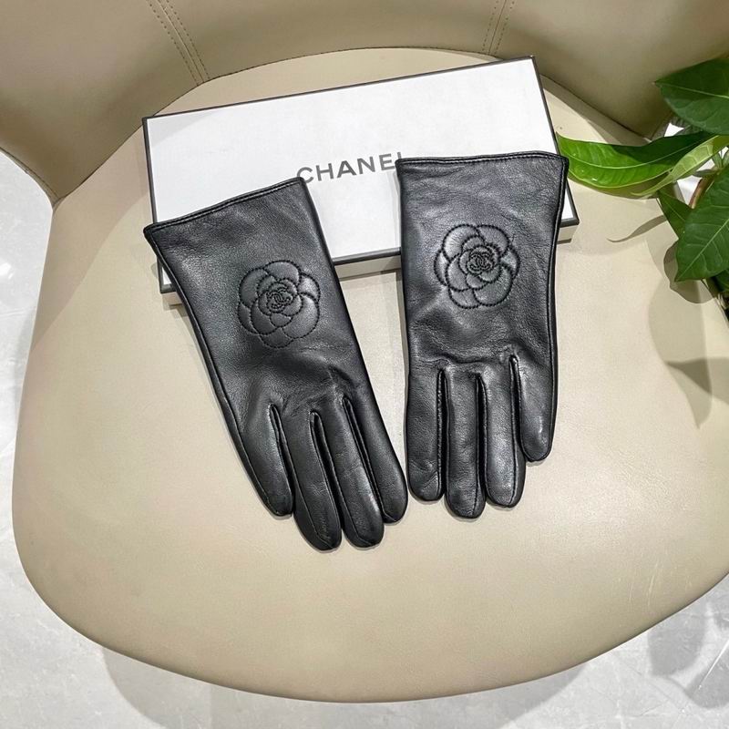 Chanel gloves 60