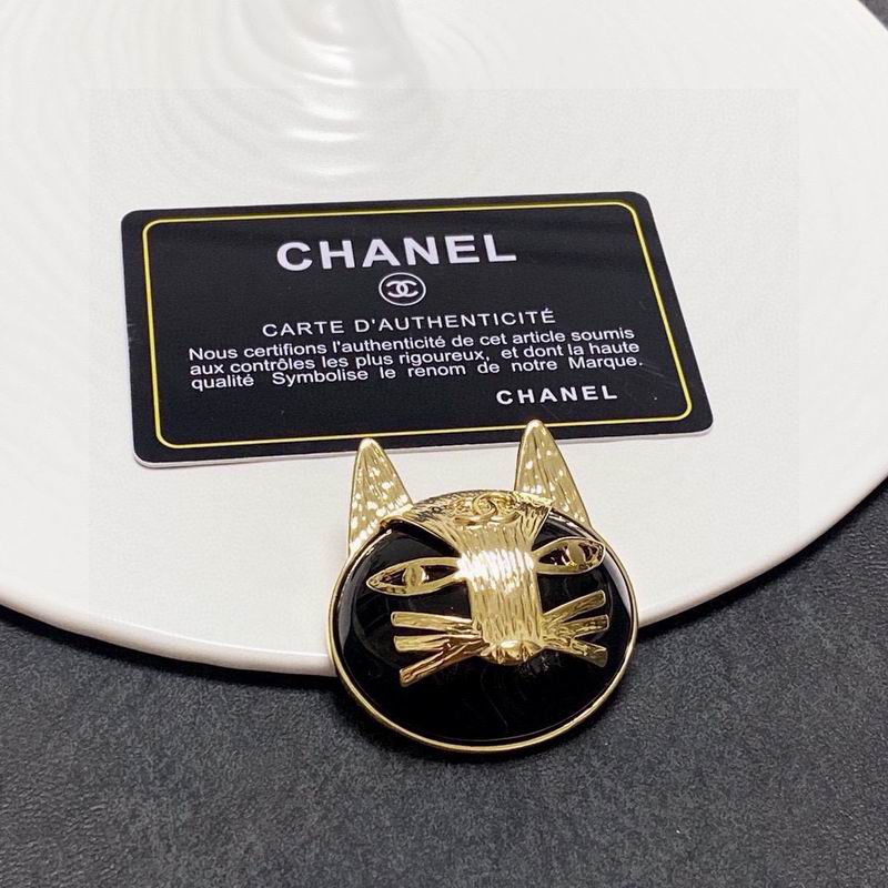 Chanel Brooch 07yxs66
