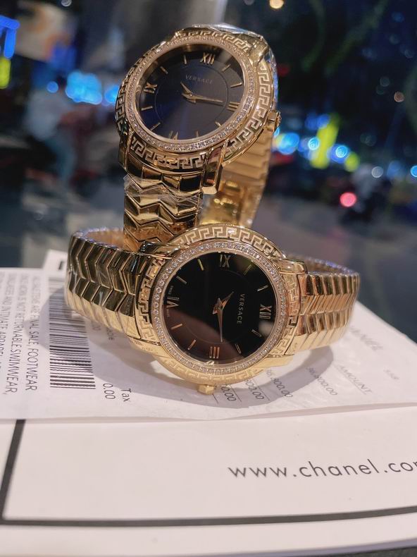 Versace watch 34mm M25